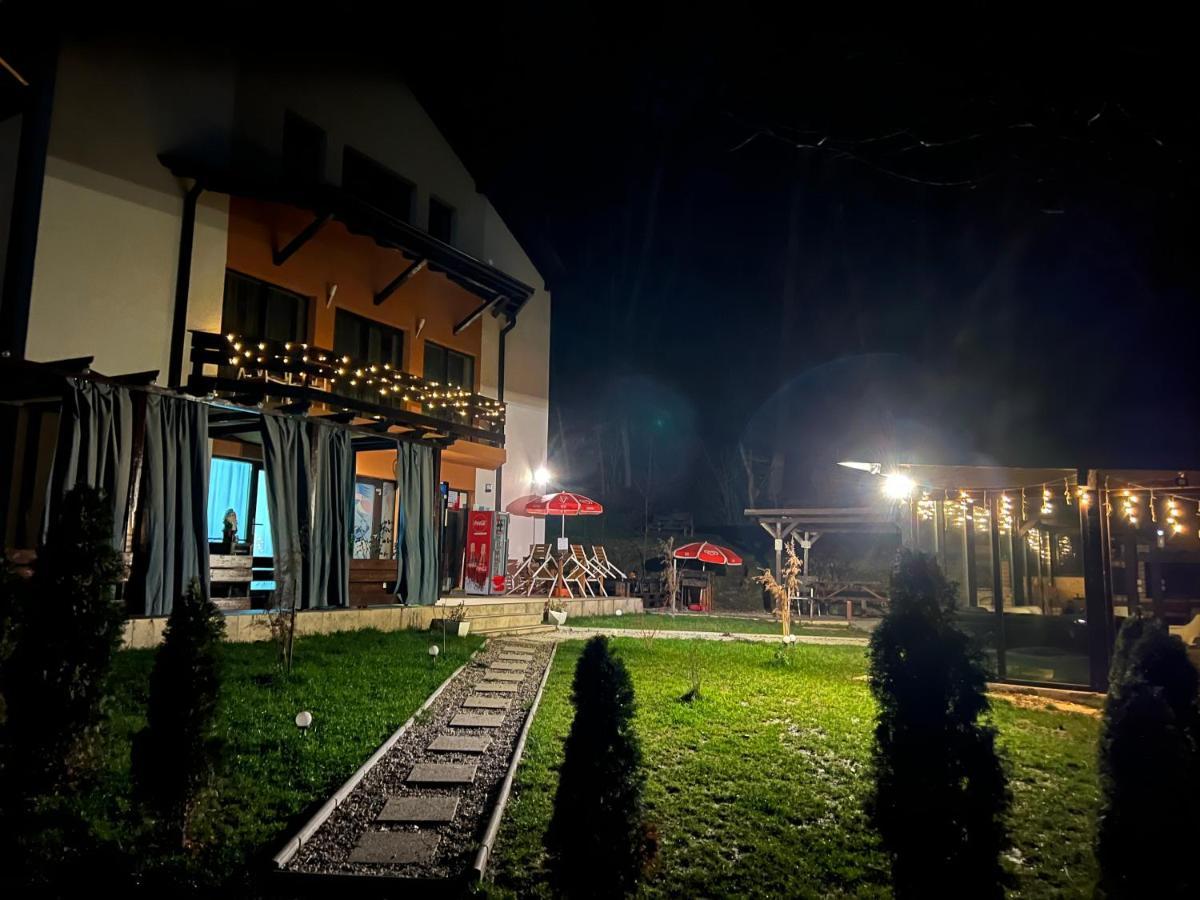 Pensiunea Lui Calin Ocnele Mari Kültér fotó